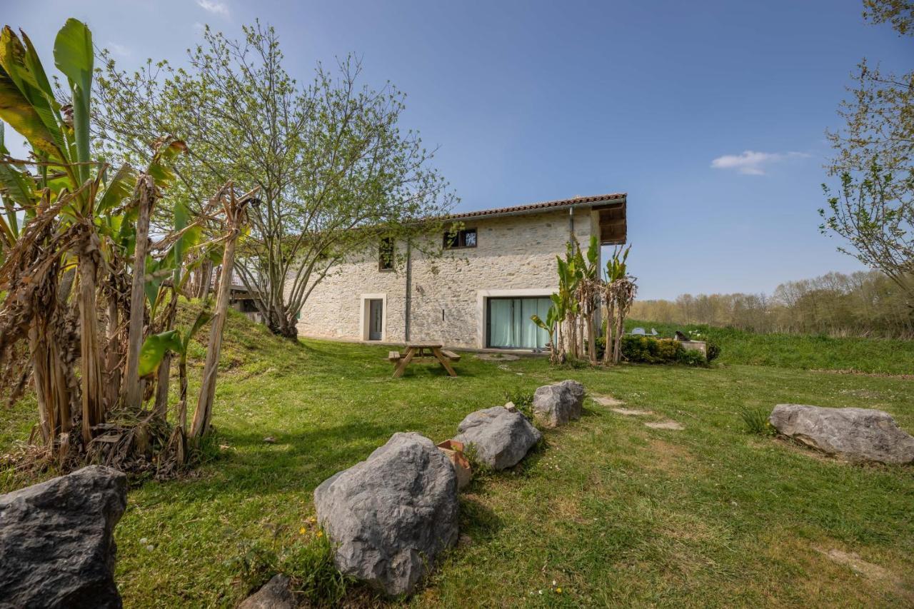 Gite Le Moulin Pocheluberry Bidache Exteriör bild
